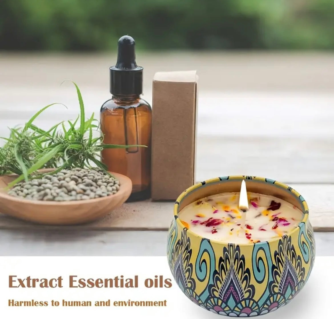 4 SCENTED CANDLES